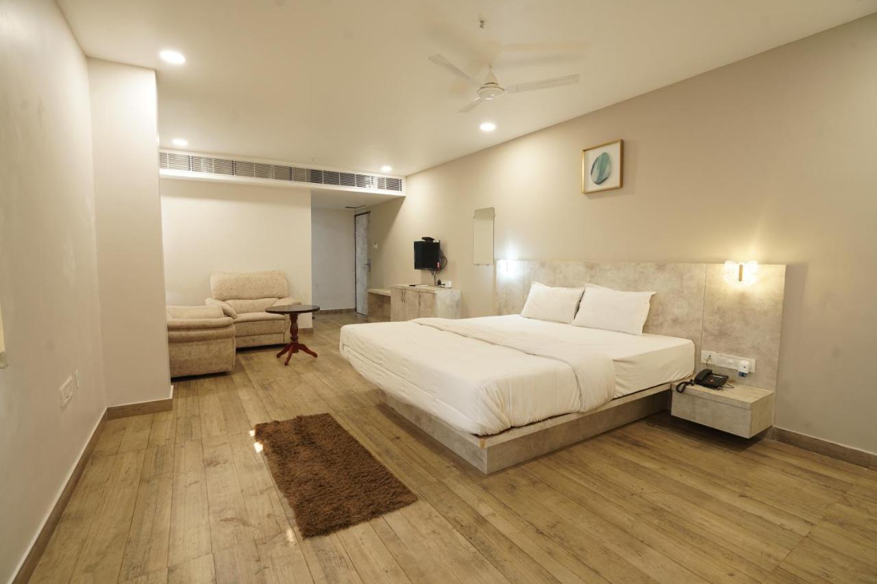 Hotel Trp Bliss Nizamabad 外观 照片