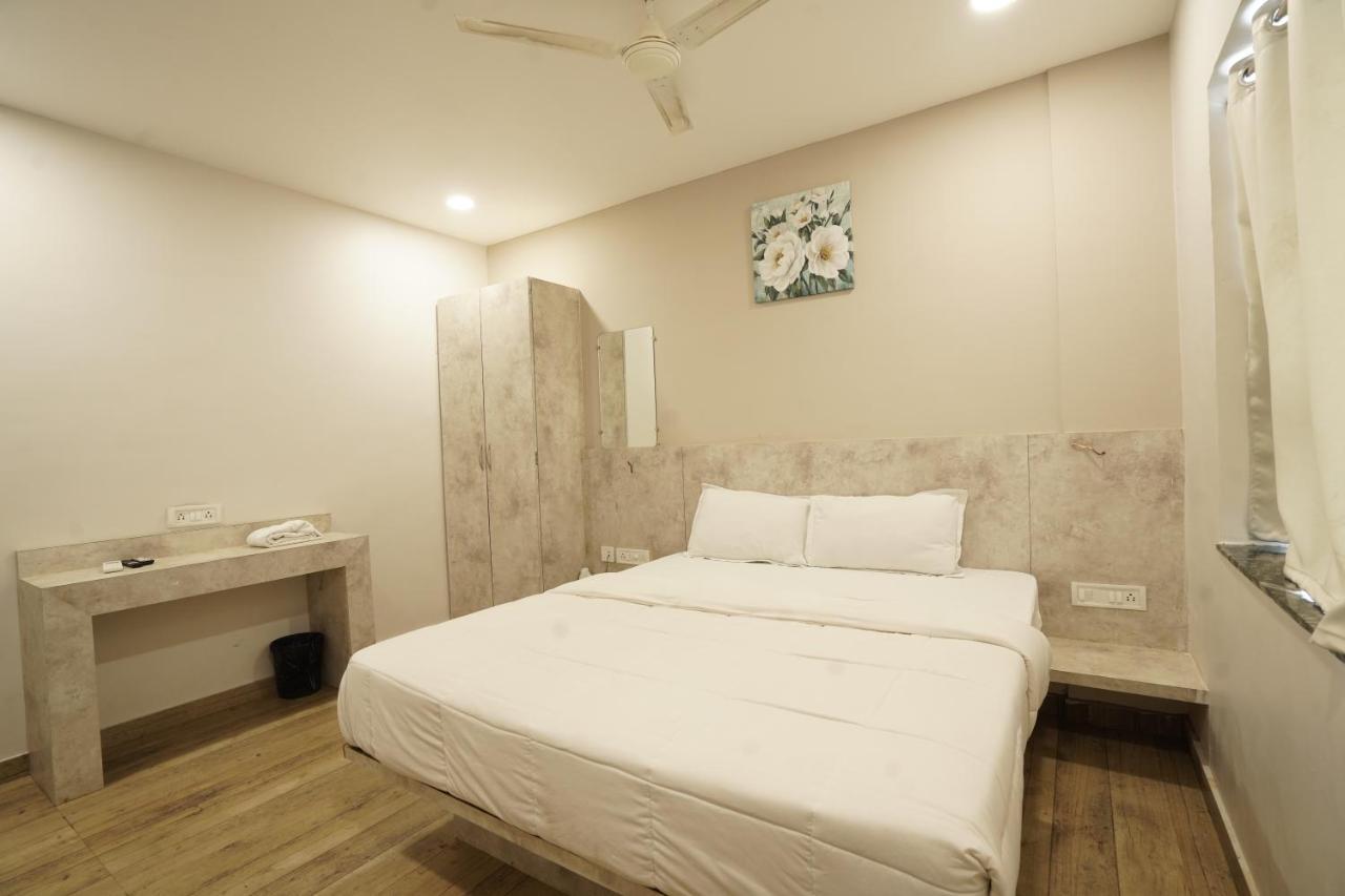Hotel Trp Bliss Nizamabad 外观 照片