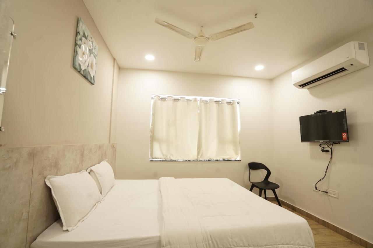 Hotel Trp Bliss Nizamabad 外观 照片